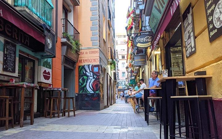 Piso Para 4 Con 2 Parking En Casco Historico De Zaragoza 2 Noches Minimo Saragoça Exterior foto