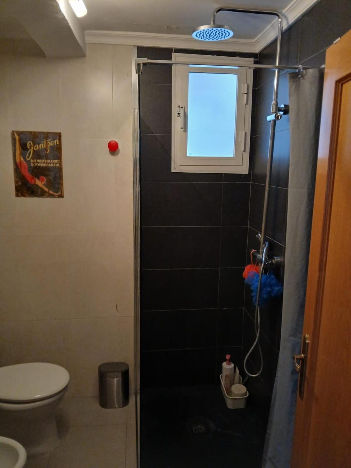 Piso Para 4 Con 2 Parking En Casco Historico De Zaragoza 2 Noches Minimo Saragoça Exterior foto