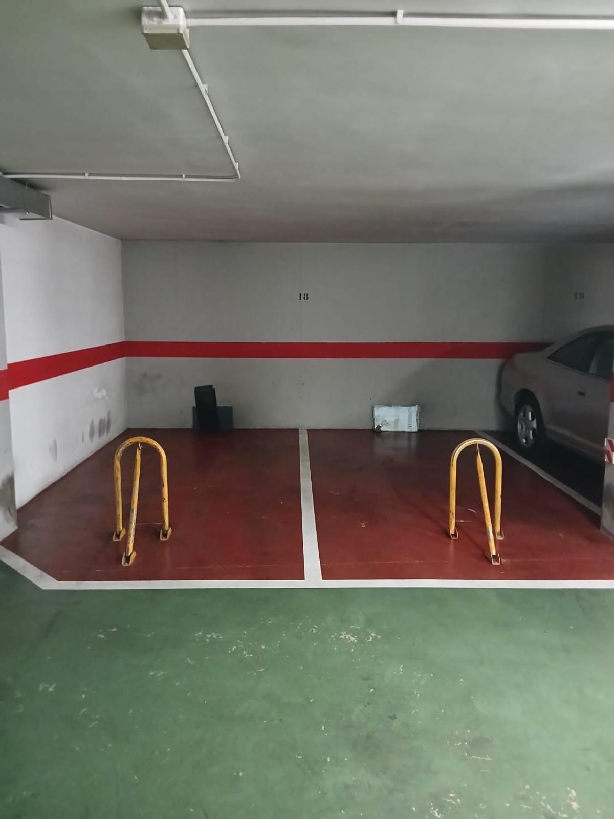 Piso Para 4 Con 2 Parking En Casco Historico De Zaragoza 2 Noches Minimo Saragoça Exterior foto